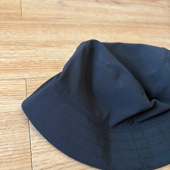 Lululemon Athletic Both Ways Bucket Hat Black Camo NWT Unisex Size S/M main image 5